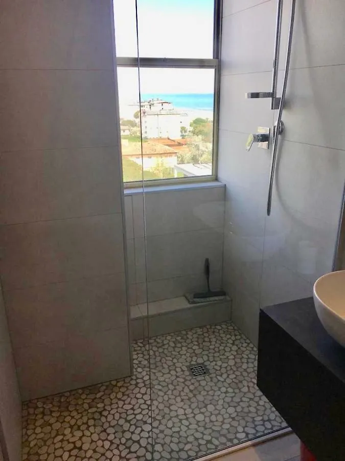 Grattacielo Royal Palace Milano Marittima 0*,  Italy