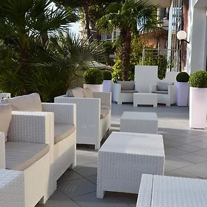 Mirage Hotel